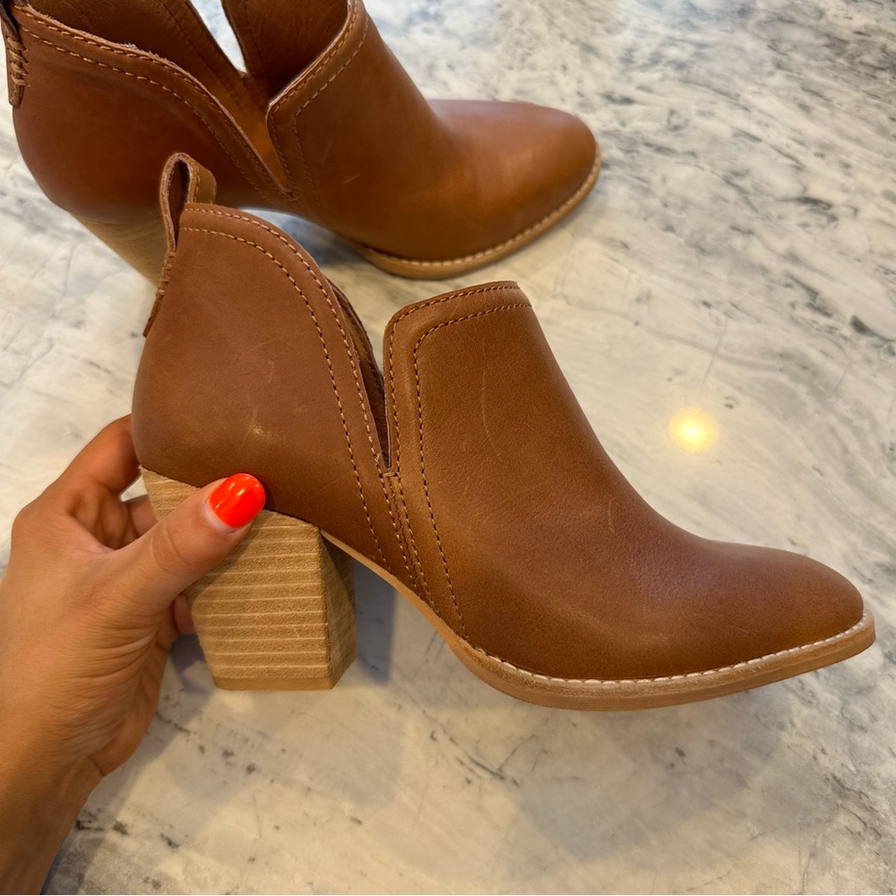 NEW - Jeffrey Campbell brown leather vanhook boots 7.5